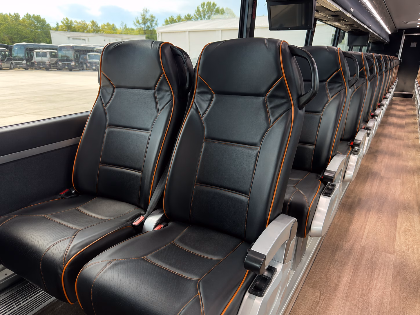 no matter the size of your wine tour group there s a bus in the network for you